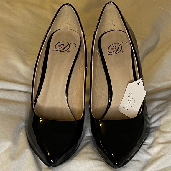 Black heel - Picture 1 of 5